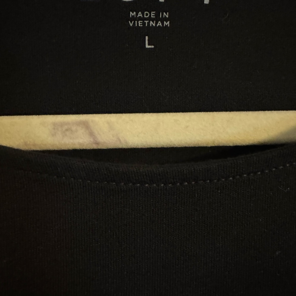 LOFT | Modern Wedge Tee - Picture 4 of 5